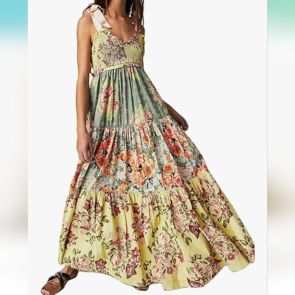 Floral Maxi Dress with Spaghetti Straps - Picture 2 of 6